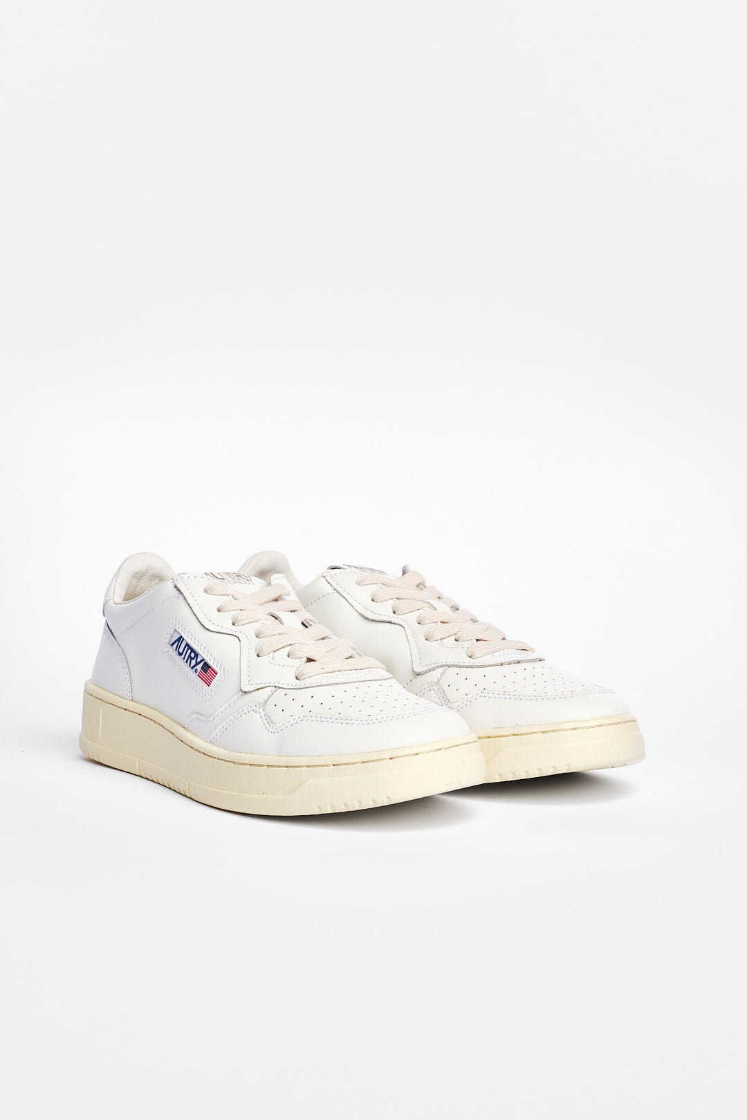 MEDALIST LAV SNEAKER HVID