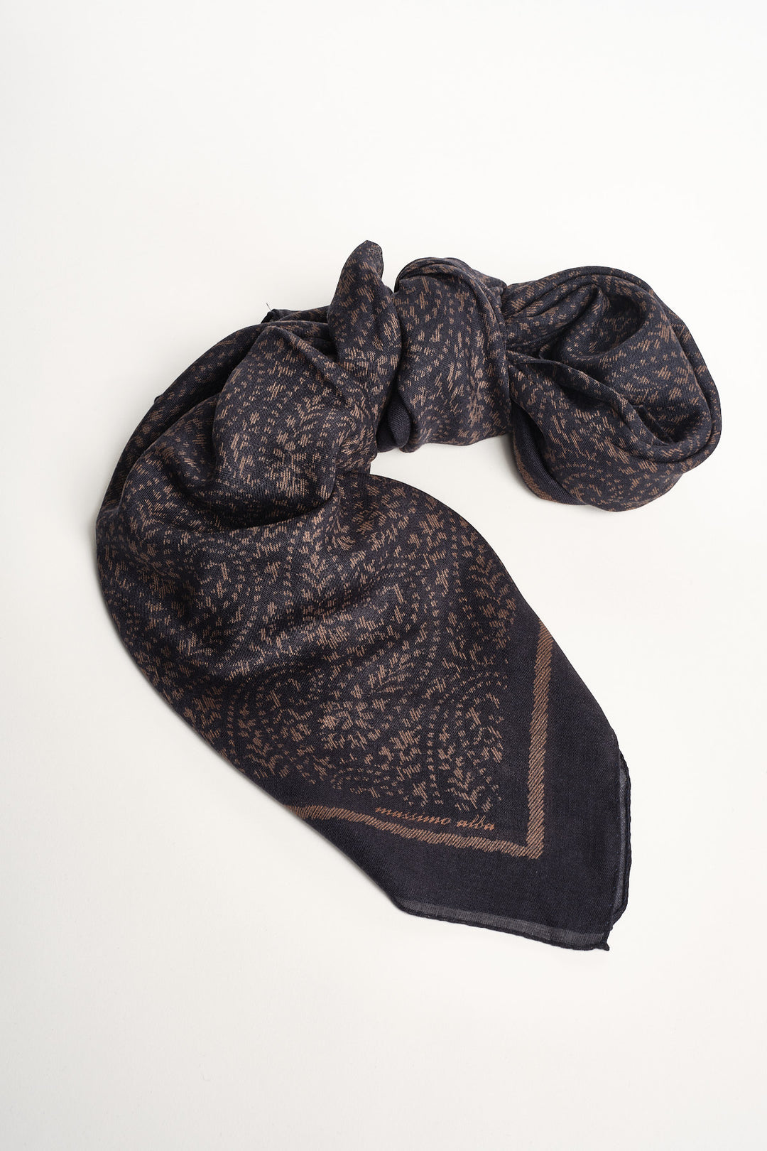 Stole Cashmere Silk Scarf Multi – Massimo Alba, platt bild knuten
