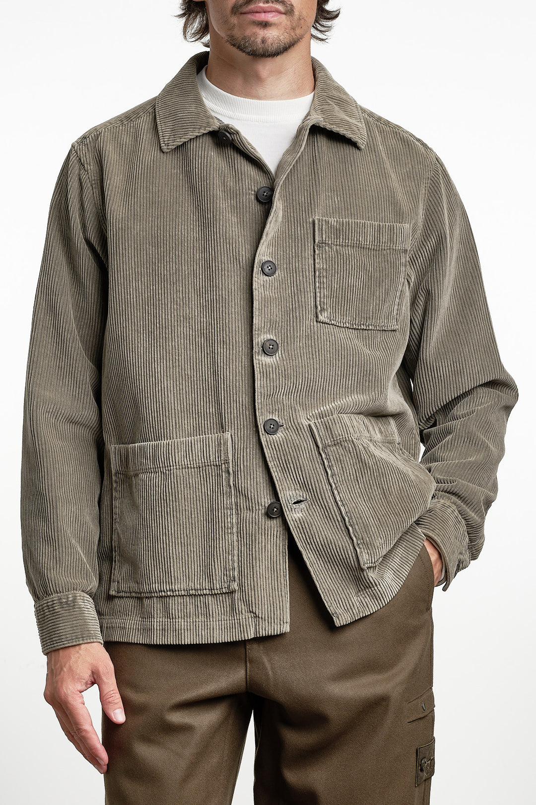 Corduroy Capo Grafite Overshirt Mud Grey – Xacus, framifrån