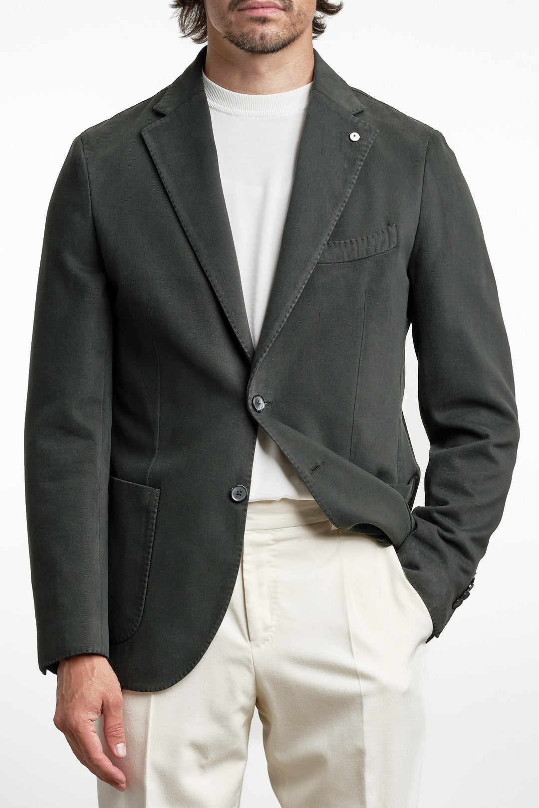 Cotton Cashmere Garment Dyed Blazer Green – L.B.M. 1911, närbild med handen i fickan