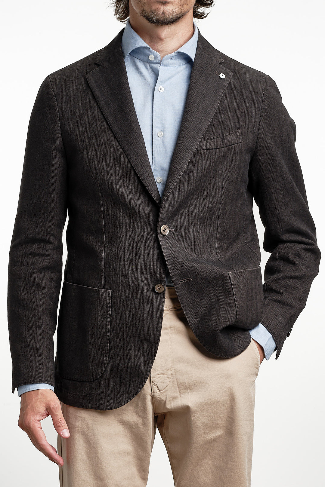 Cotton Garment Dyed Herringbone Blazer Dark Brown – L.B.M. 1911, framifrån
