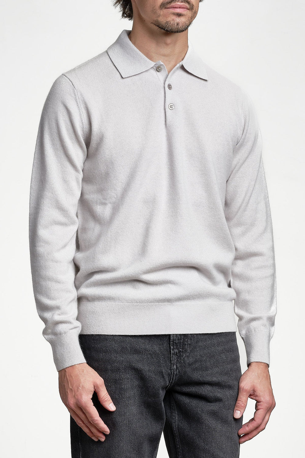 Luxury Cashmere Polo Neck Sweater Bone White – JUPITER, framifrån helbild