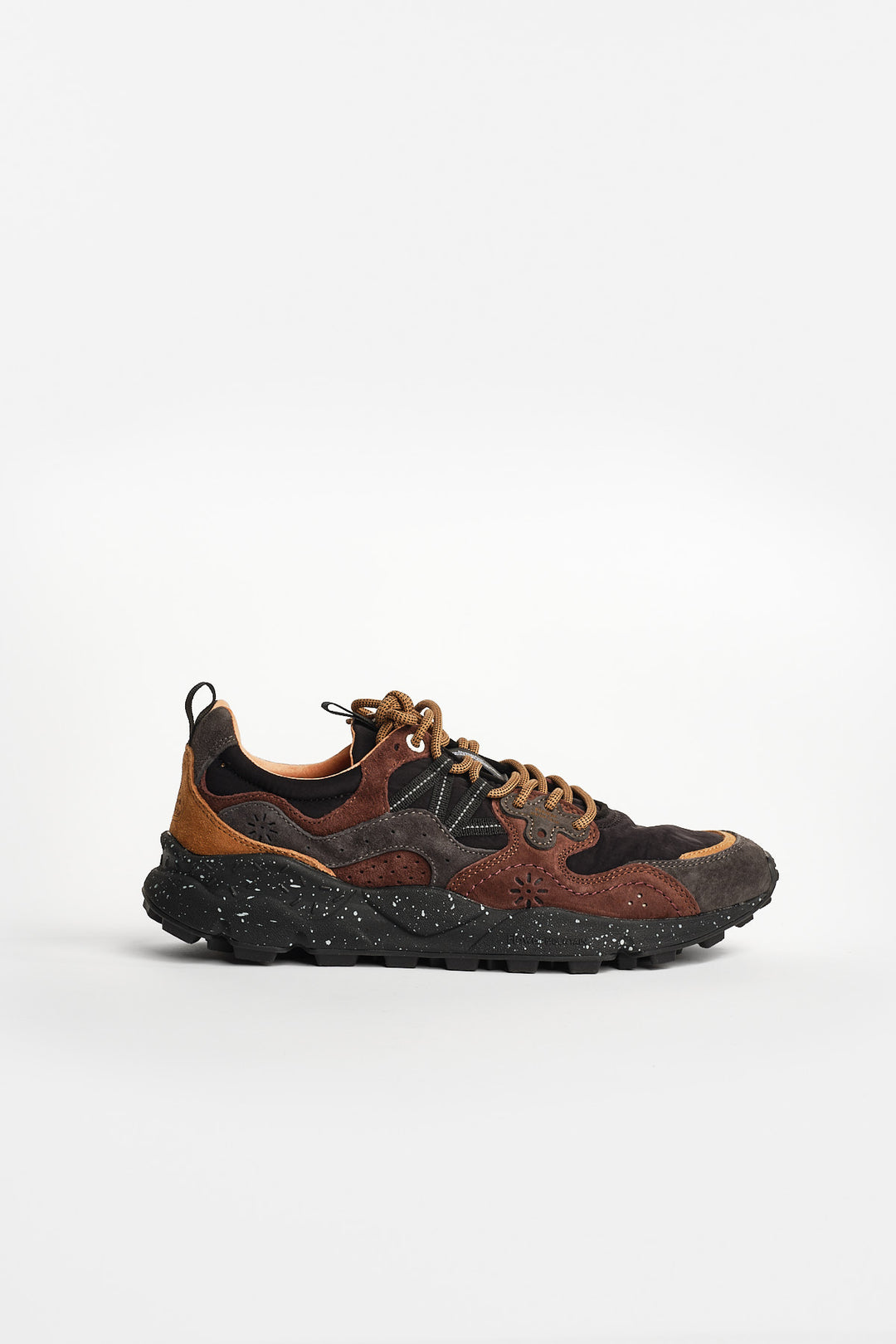 Yamano 3 Suede/Nylon Sneaker Black – Flower Mountain, sidan