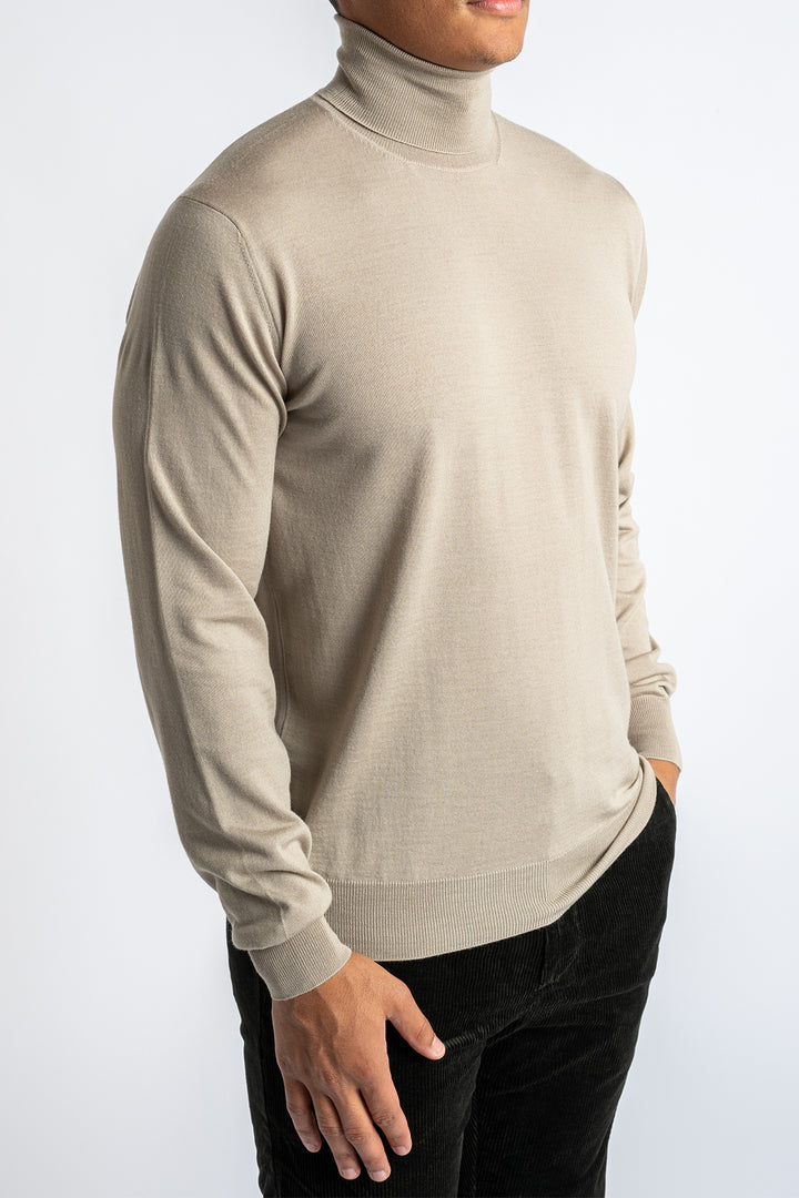 LUXURY WOOL TURTLE NECK GREIGE