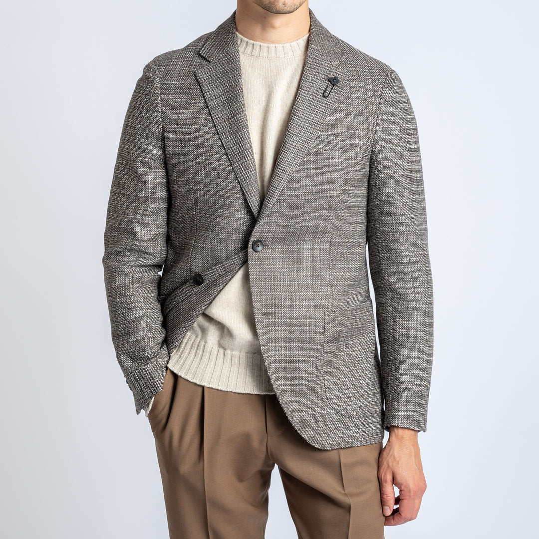 Single Breasted Wool Silk Blazer. Brown