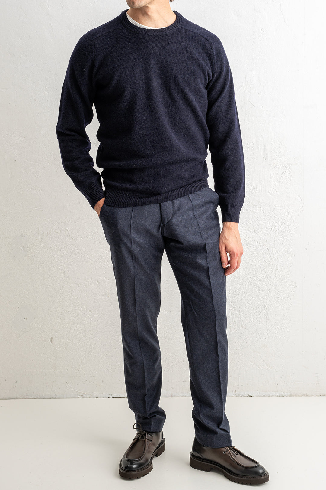 Lenzie Lambswool Saddle Crewneck Navy