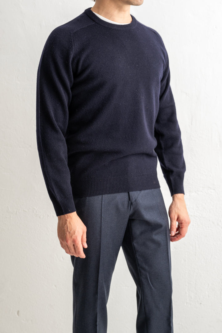 Lenzie Lambswool Saddle Crewneck Navy