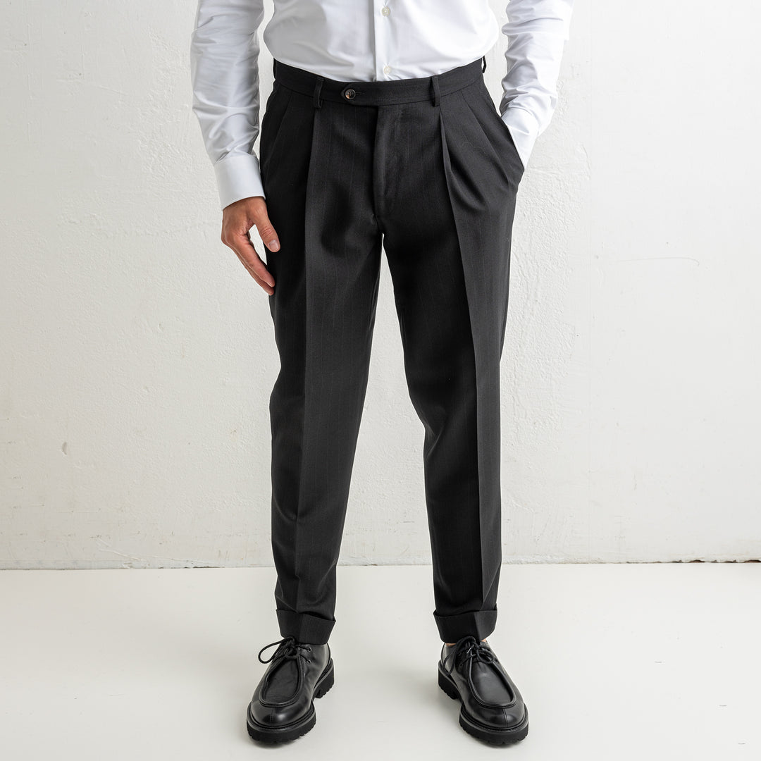 Two Pleat Trouser Black