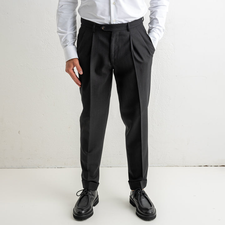 Two Pleat Trouser Black