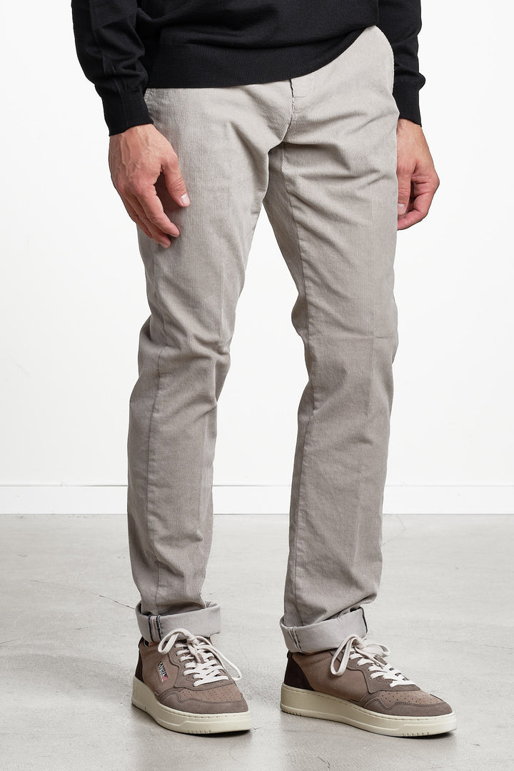 Torino Style Corduroy Trouser Beige – MASON´S, snett framifrån