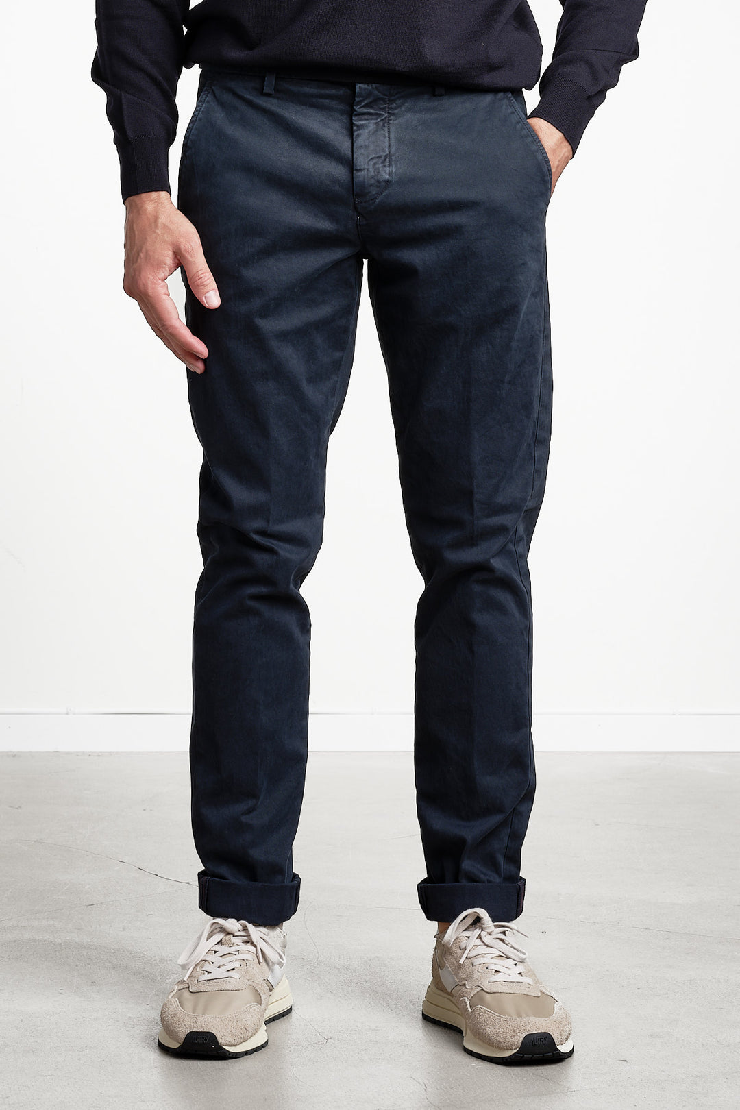 Torino Style Cotton Trouser Navy – MASON´S, framifrån