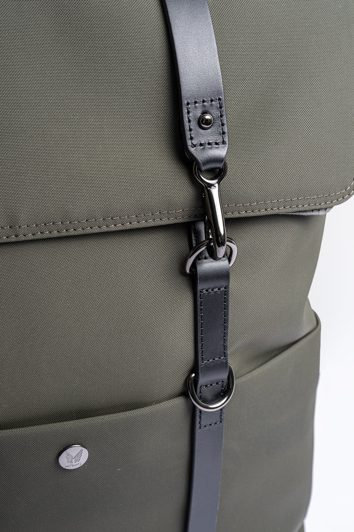 M/S BACKPACK SHELTER GREEN/BLACK