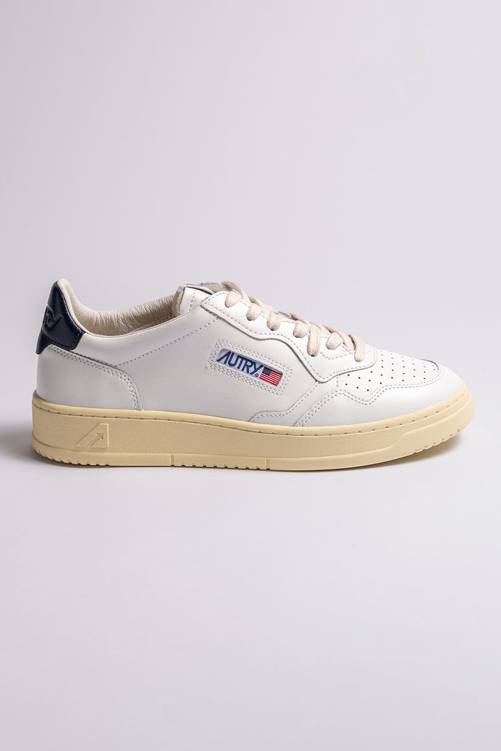 Medalist Leather Sneaker White/Dark Blue
