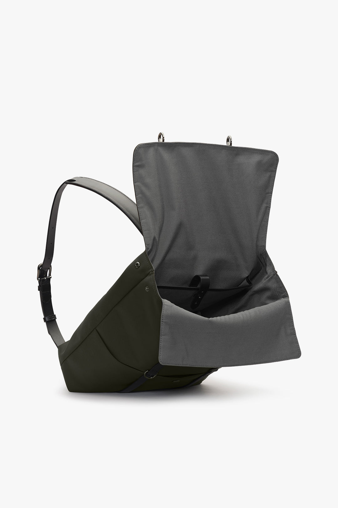 M/S BACKPACK Shelter Green/Black – MISMO, öppen