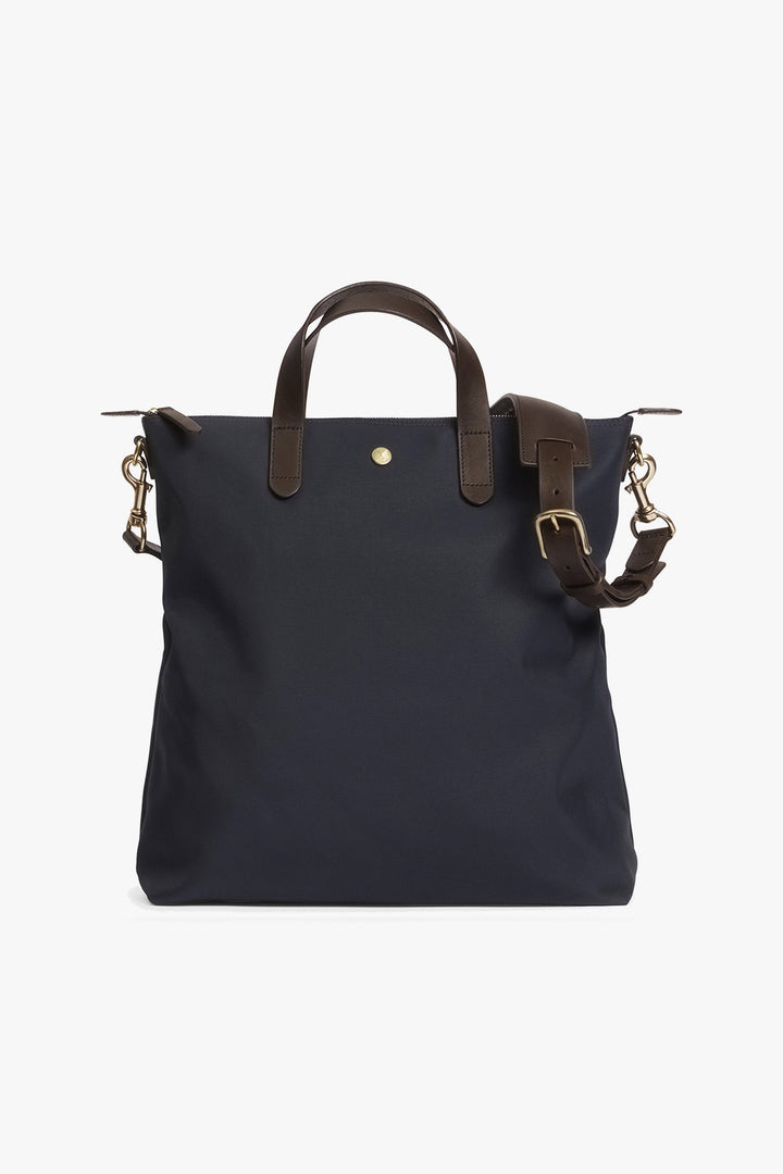 MS SHOPPER NAVY/DARK BROWN – MISMO, framifrån med axelrem
