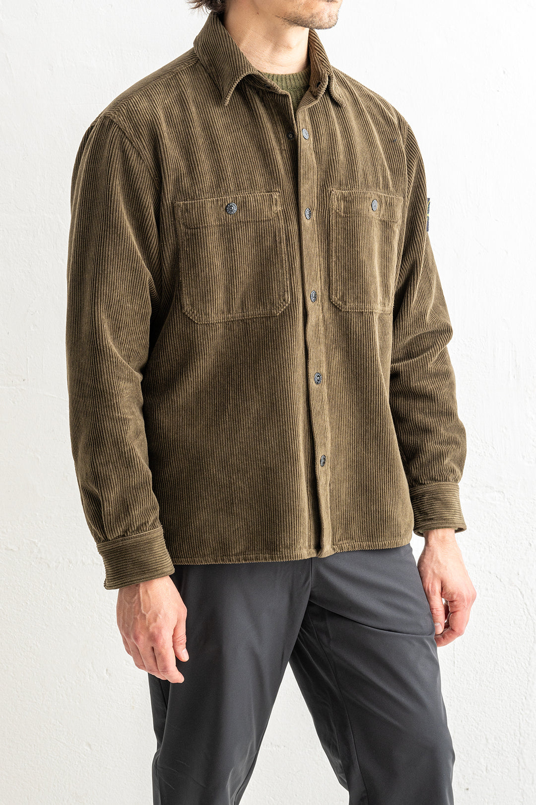 Organic Cotton Corduroy Overshirt 1200012 MILITARY GREEN