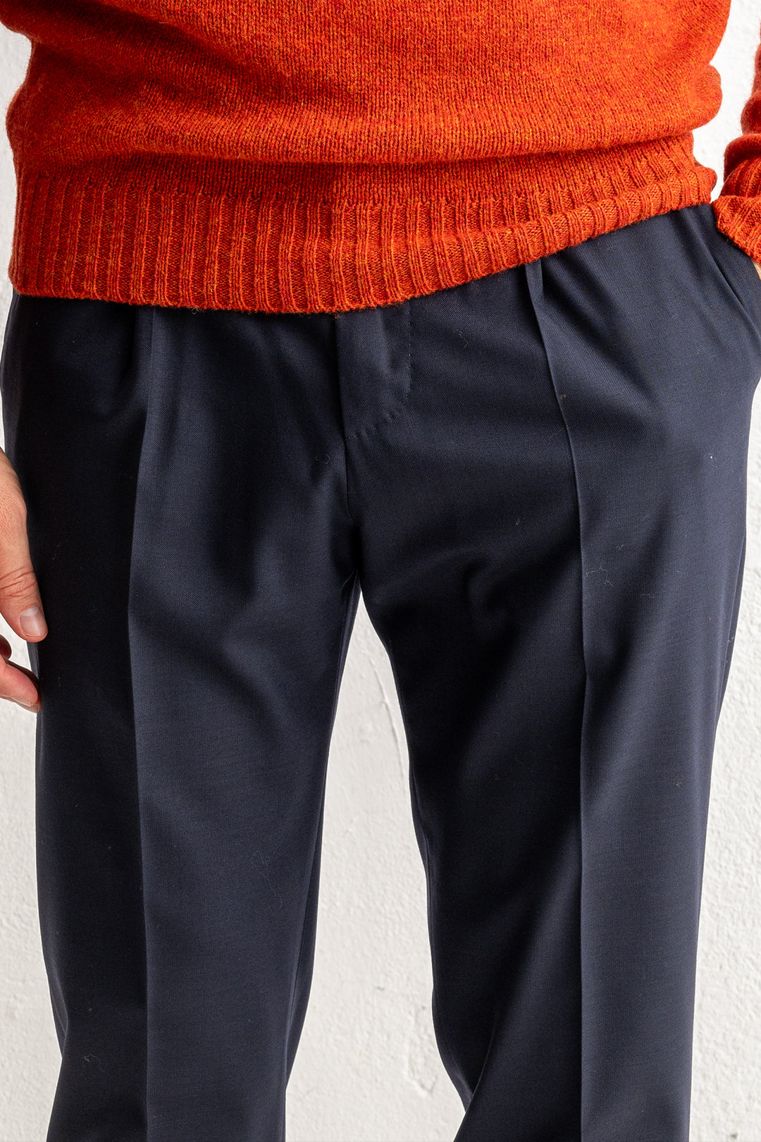 Gentlemen One Pleat Wool Trouser Navy