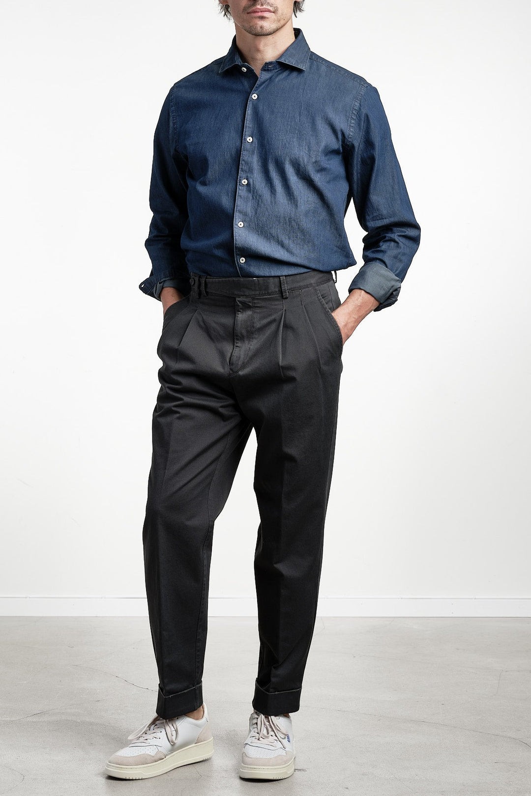 Carrot Two Pleat Cotton Trouser DARK GREY – PT TORINO, detalj