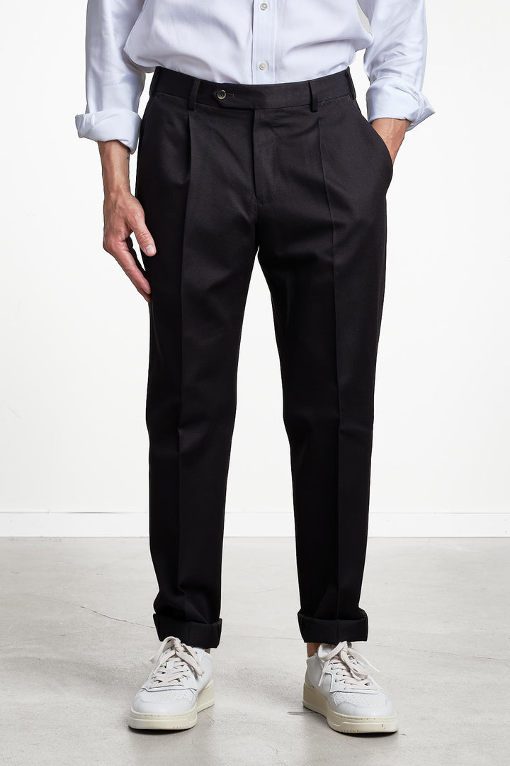 Union One Pleat Wool Trouser Black – PT Torino, framifrån