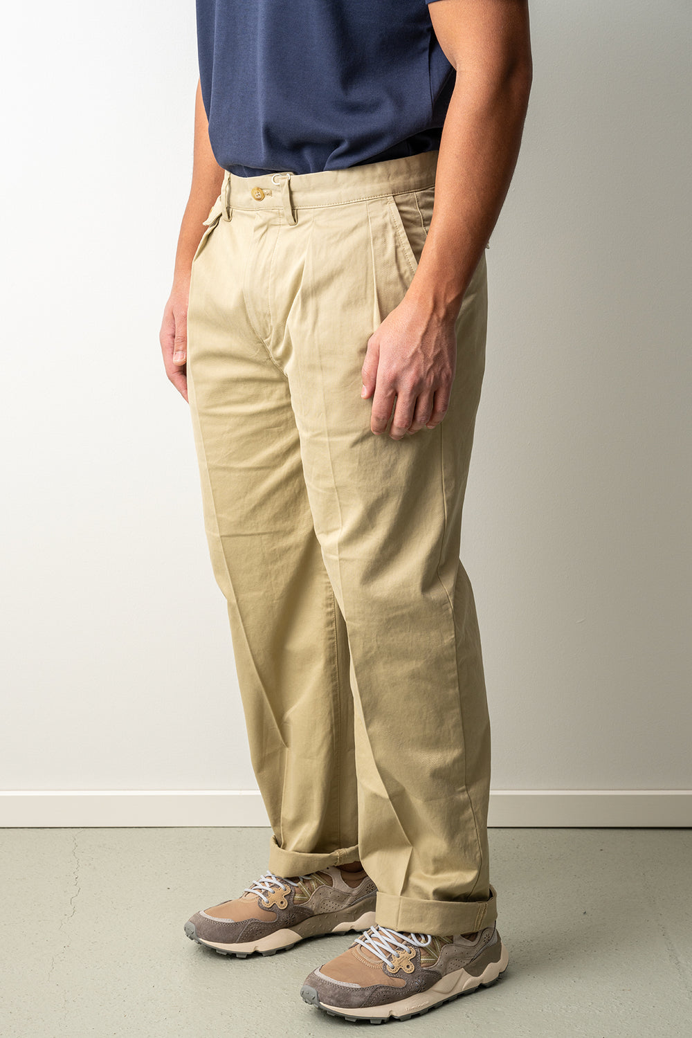 Pleated Cotton Twill Chinos WOODY BEIGE