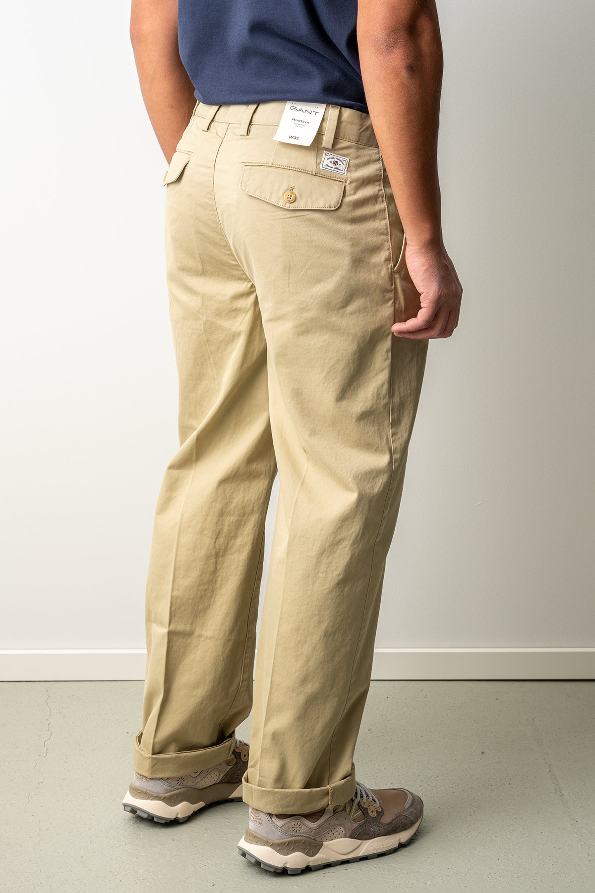 Pleated Cotton Twill Chinos WOODY BEIGE – Jupiter