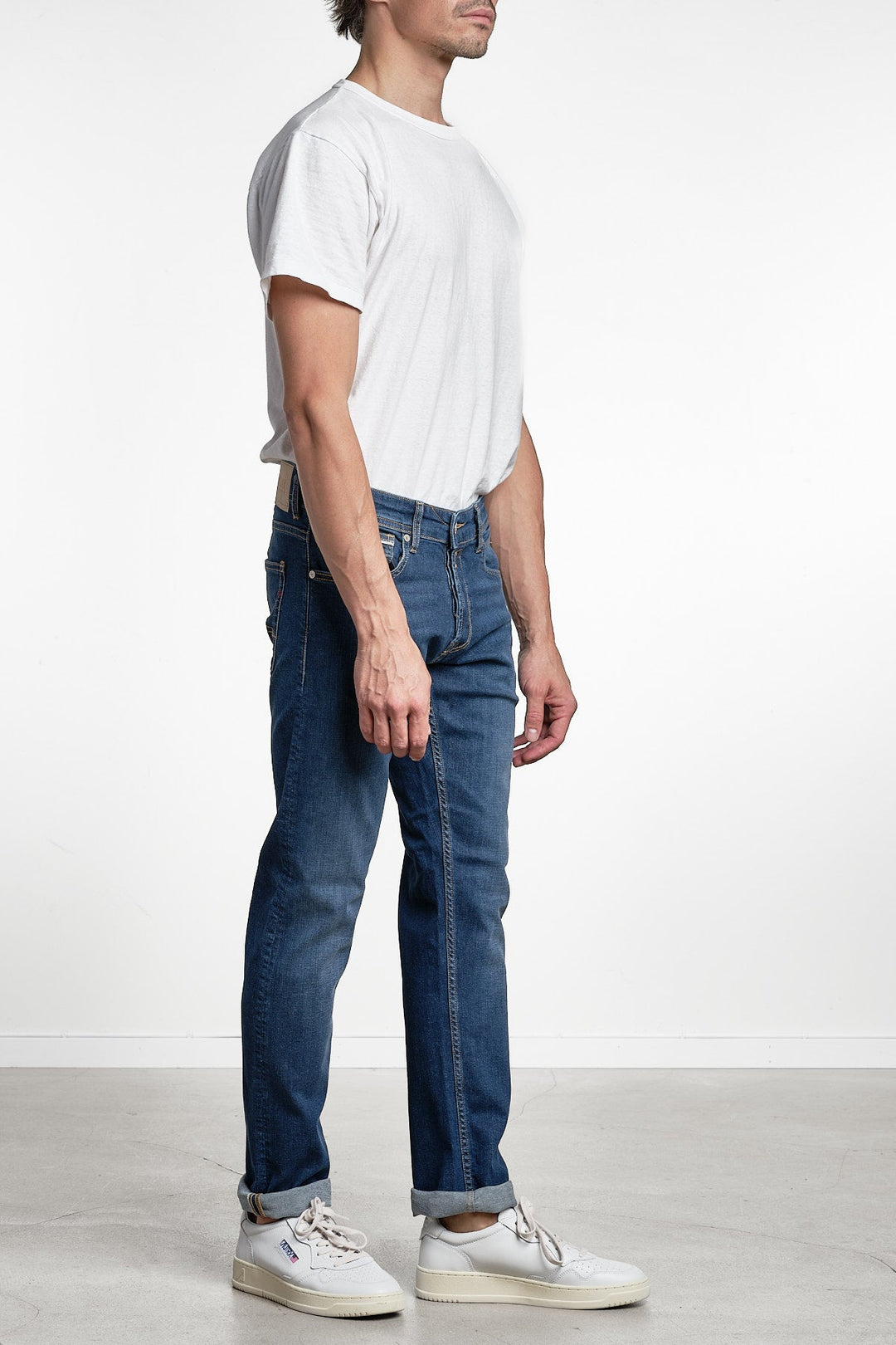 Grover Straight Fit Jeans Dark Blue – Replay, closeup på materialet