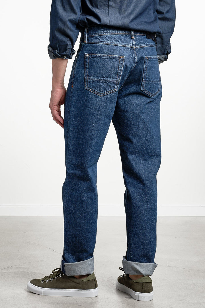 Indigo Denim Medium Grainy Wash Trousers Blue Medium Wash – STONE ISLAND, sidobild