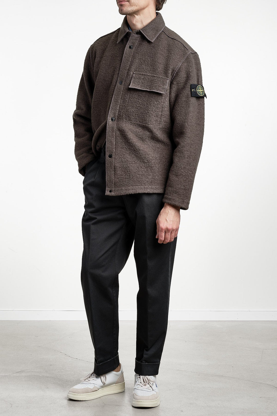 Micro Bouclé Overshirt LEAD GREY – STONE ISLAND, detalj