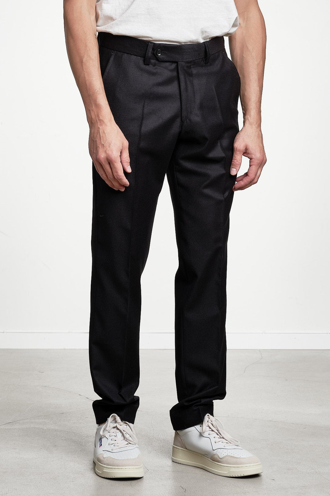 Pat Flannel Trouser Black – STUDIO 73, sidan