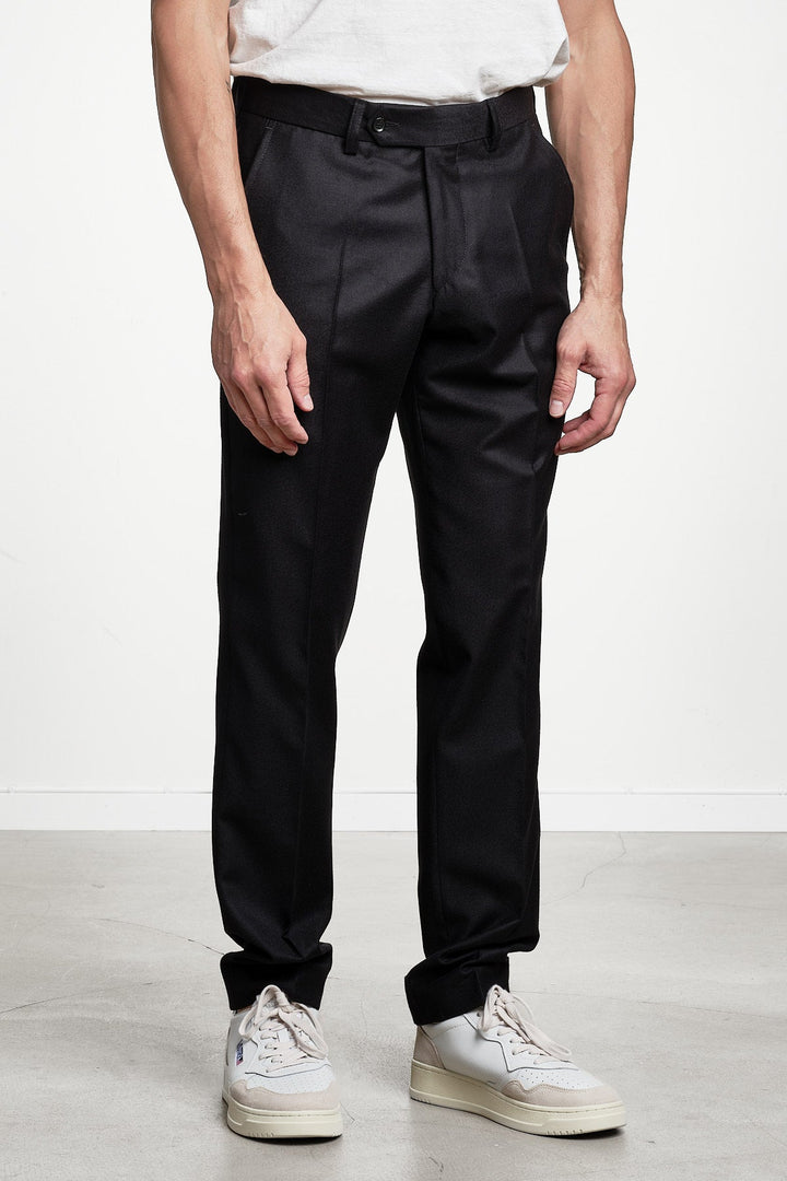 Pat Flannel Trouser Black – STUDIO 73, sidan