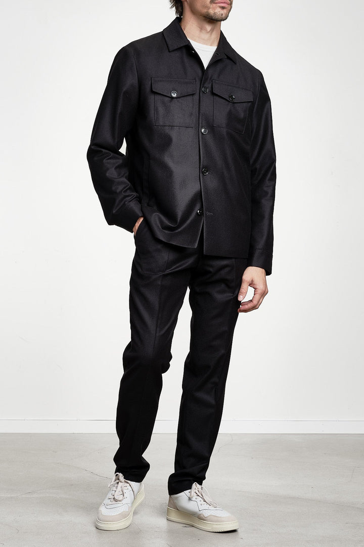 Rio Flannel Overshirt Black – STUDIO 73, detalj