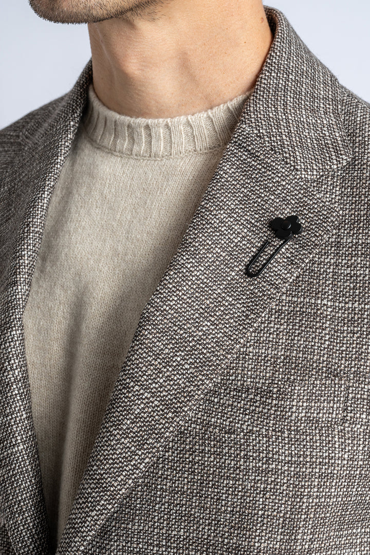 Single Breasted Wool Silk Blazer. Brown