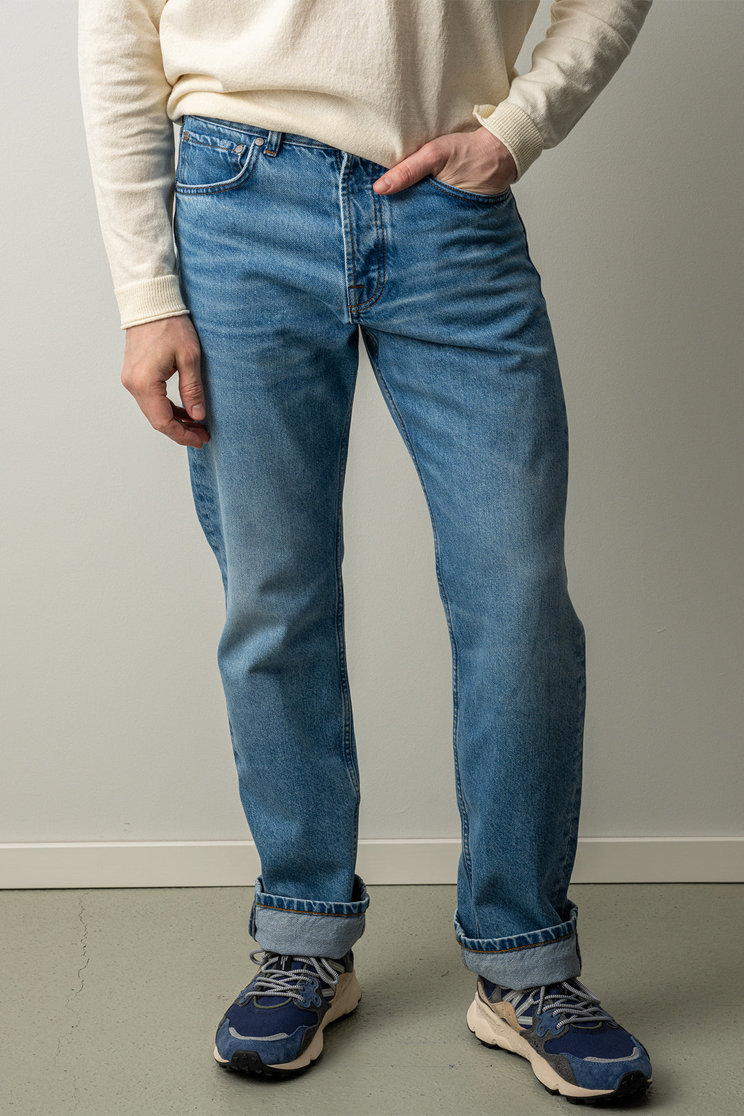 Sonny 1882 LIGHT BLUE