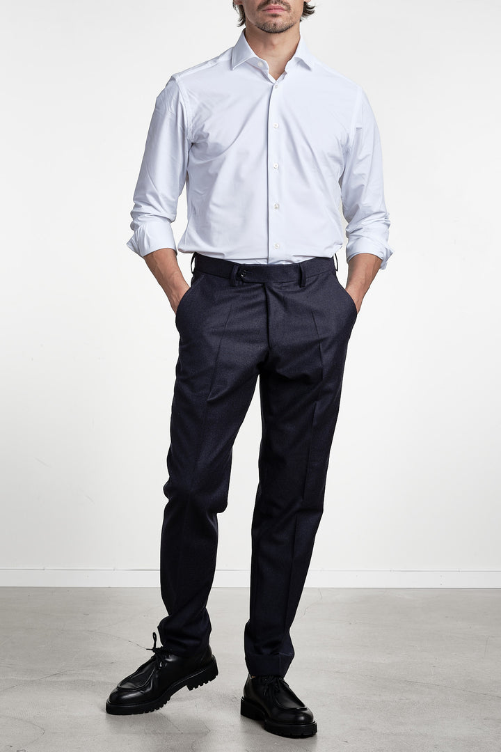 Pat Flannel Trouser Dark Navy – Studio 73, helfigur framifrån