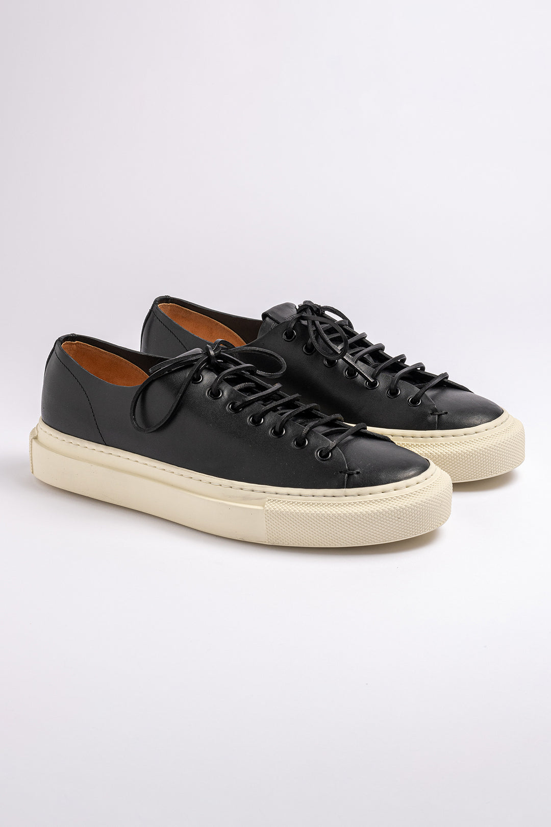 Tanino Mots Leather Sneaker. Black