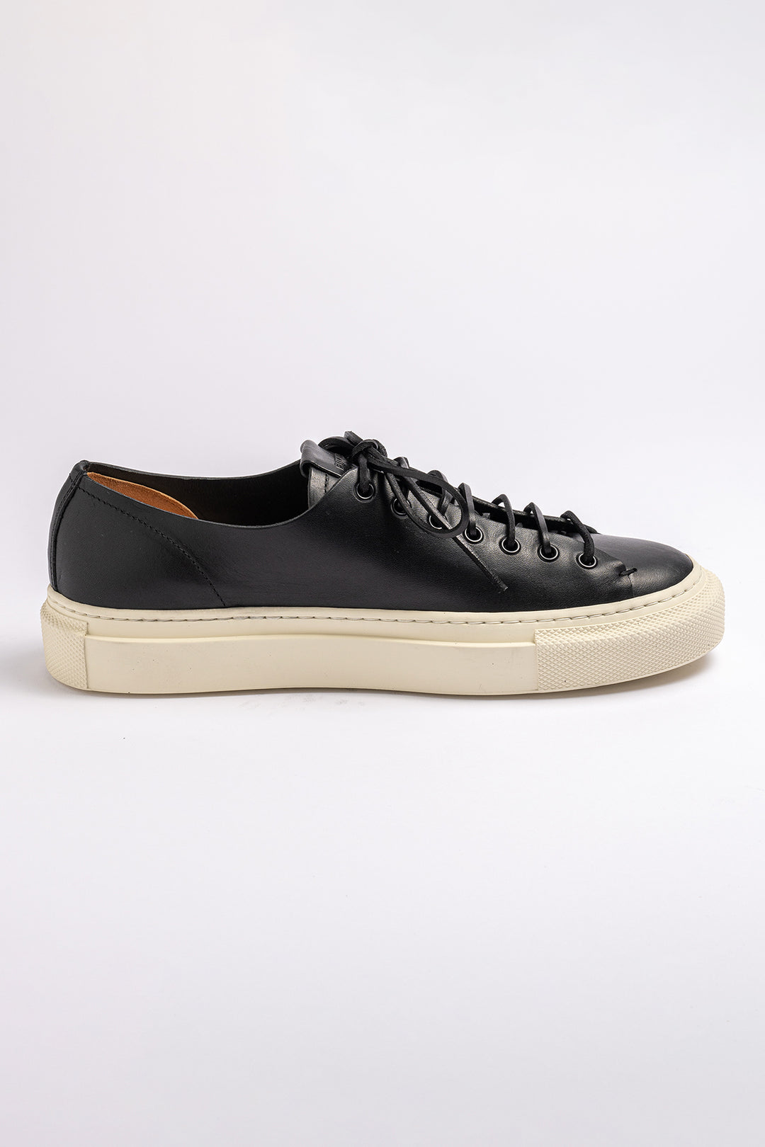 Tanino Mots Leather Sneaker. Black