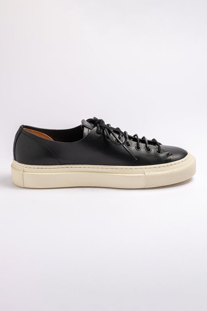 Tanino Mots Leather Sneaker. Black