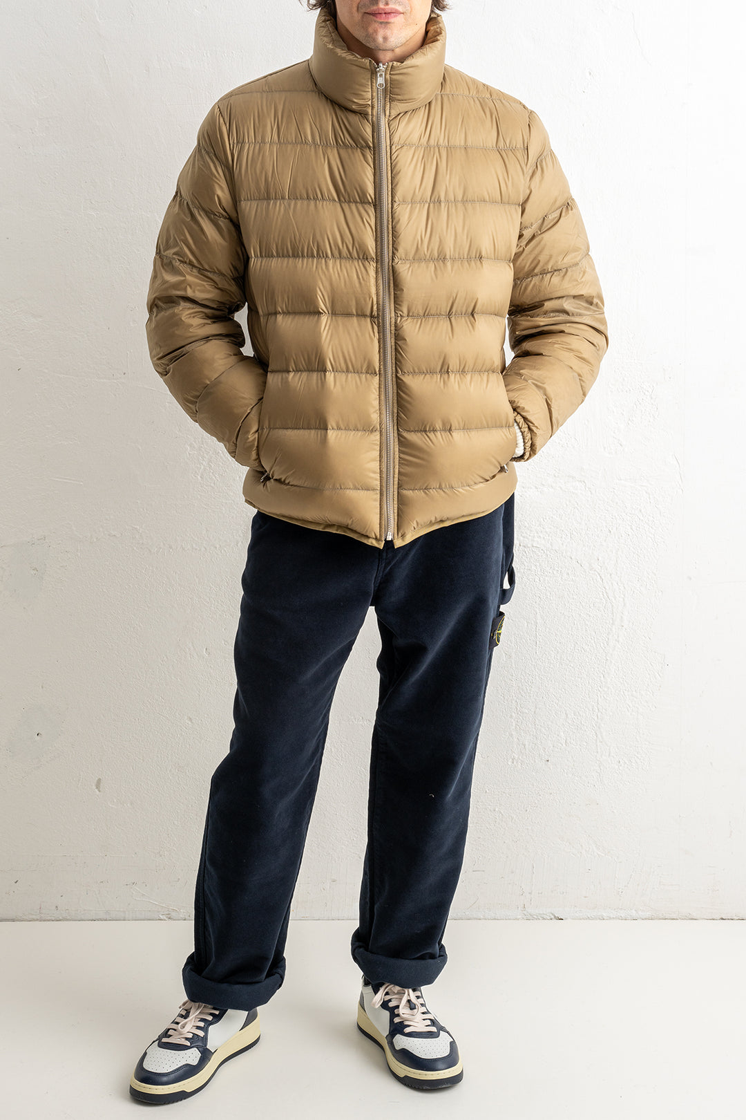 DOWN LINER WITH POCKETS Beige