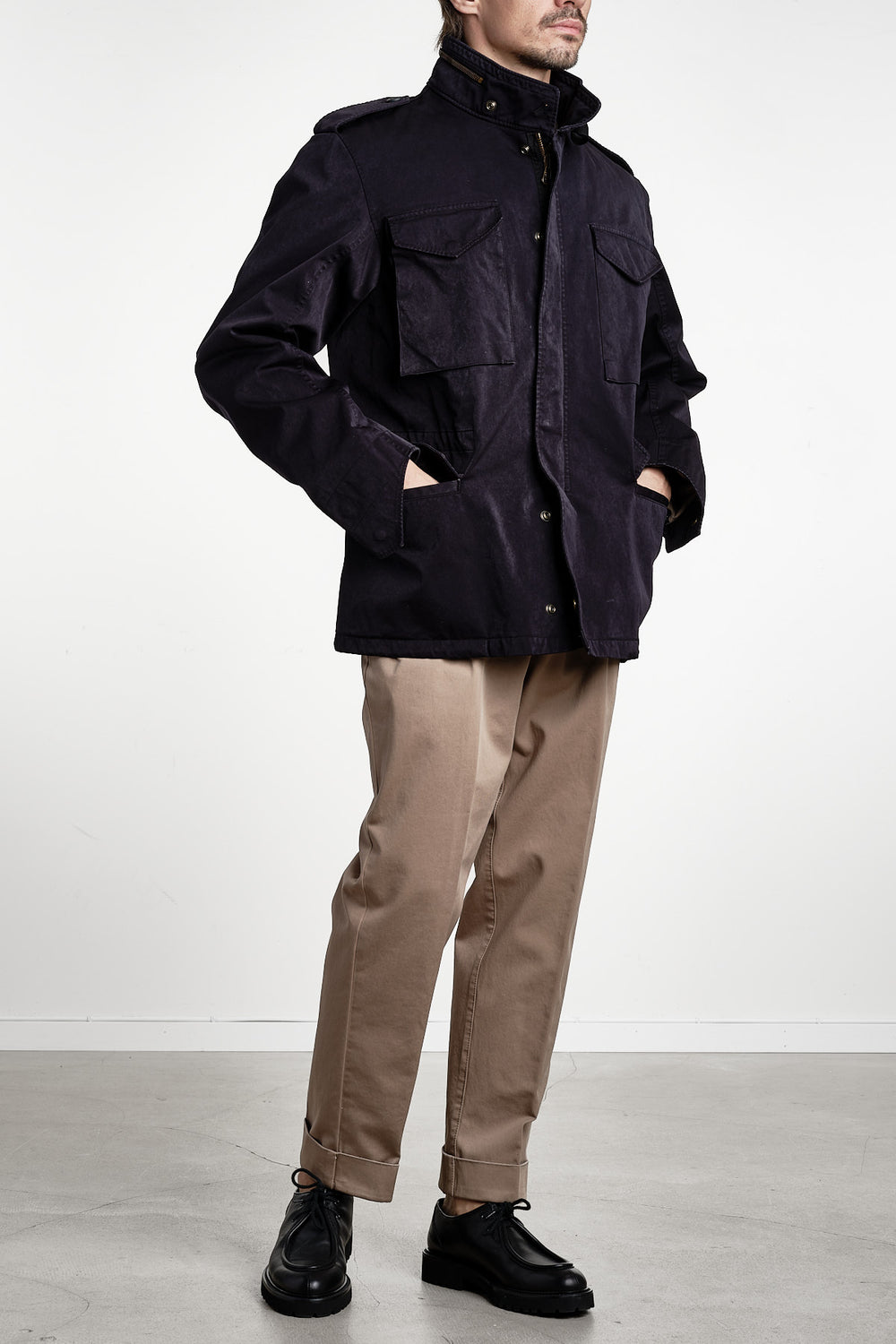 Field Jacket OJJ Fabric Blue – Ten C, helfigur framifrån