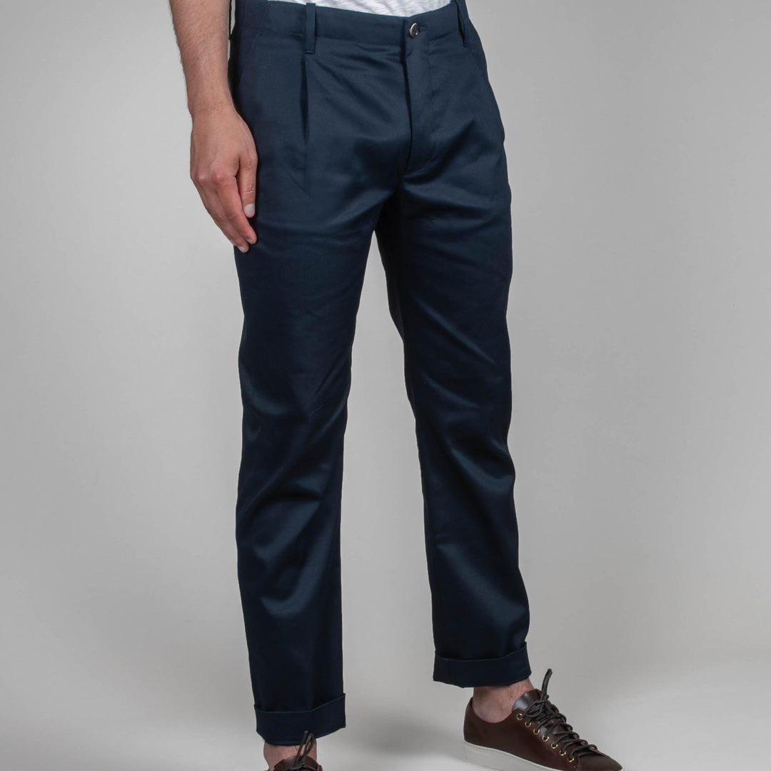 ONE PLEAT JAPANESE TWILL TROUSERS NAVY